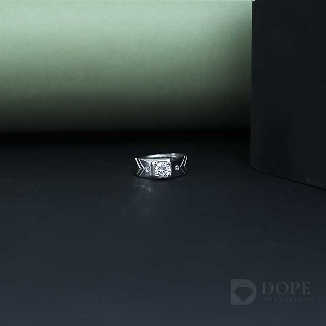 Classic Round Cut Lab Grown Men's Diamond Ring Alternate View