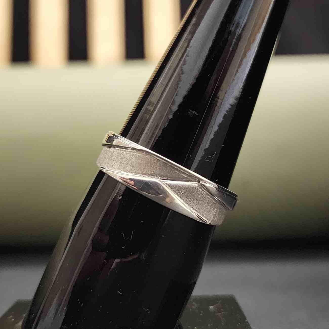 Modern Men's Cross Over Handmade Band