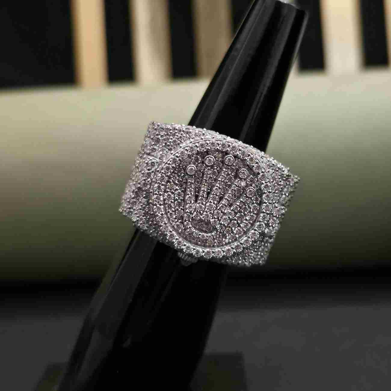 Designer Round Cut Vintage Lab Grown Diamond Ring