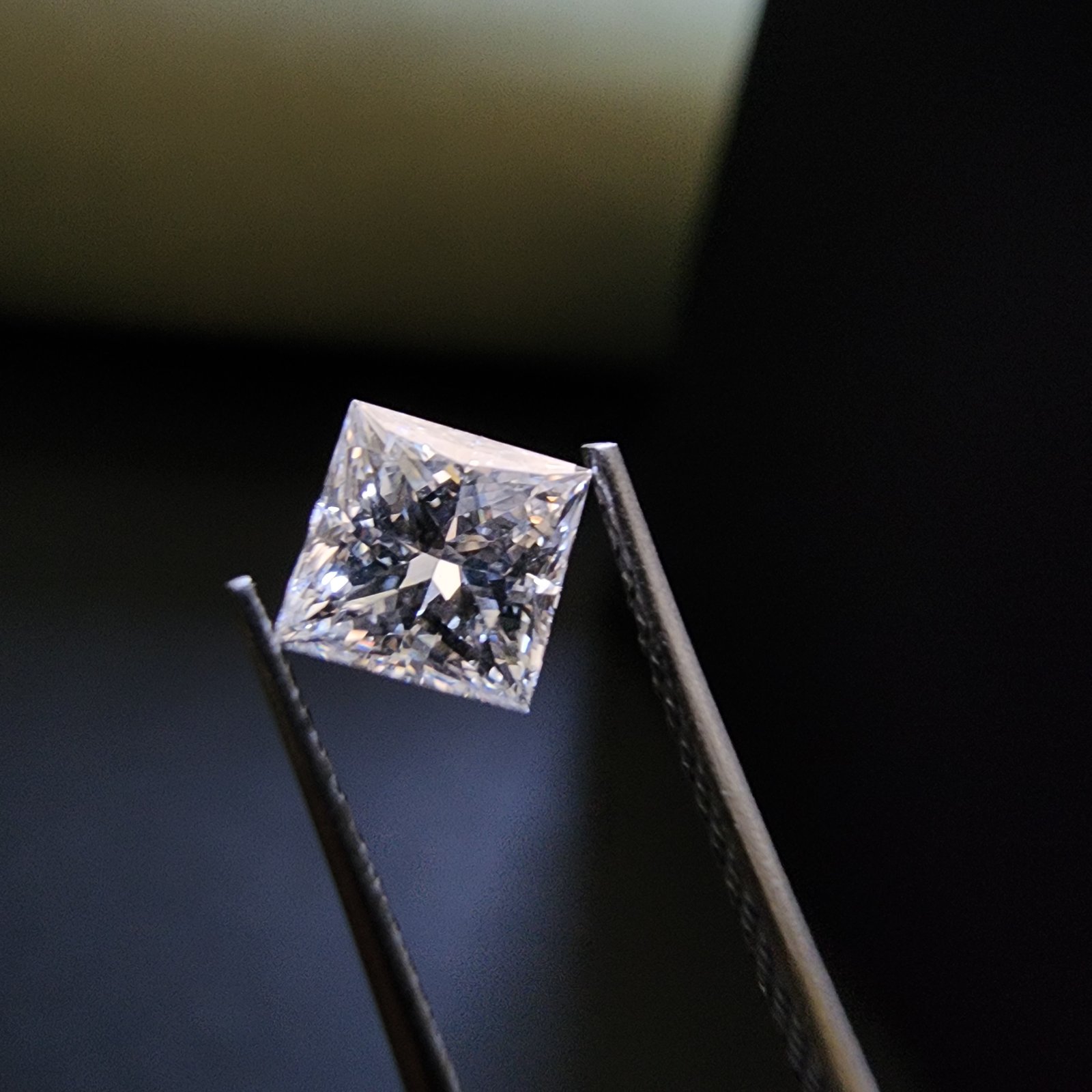 Pretty 0.565CT Princess Cut Lab Grown CVD Diamond