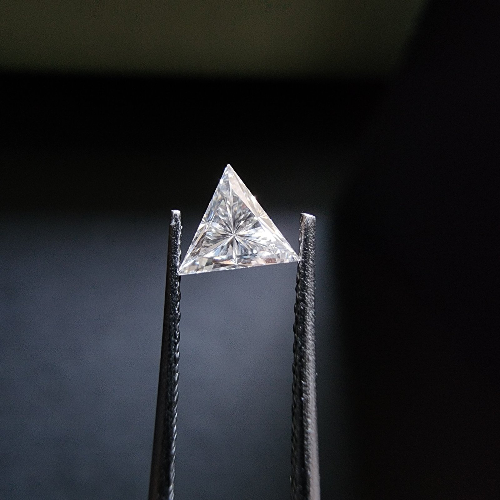 Modern Elegance 0.245CT Triangle Cut  CVD Lab Grown Filled Diamond IGI Certified