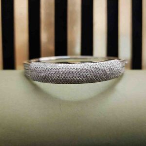 Elegant Women's Stiff Bracelet for Every Occasion