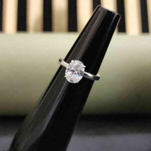 Stunning Luxury Solitaire Oval Shape Moissanite Ring