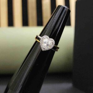 Pretty Heart Shape Moissanite Engagement Ring