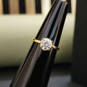 Trendy Round Cut Solitaire Diamond Ring