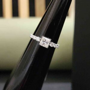 Pretty Princess Cut Moissanite Diamond Ring