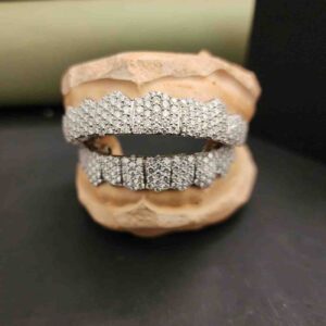 Stunning Men's Custom Iced Diamond Grillz Set